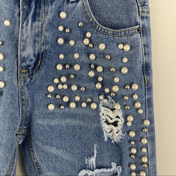 MIDNIGHT MUSE Pearl Rhinestone Embellished High Rise Distressed Boyfriend Jeans - Picture 4 of 10